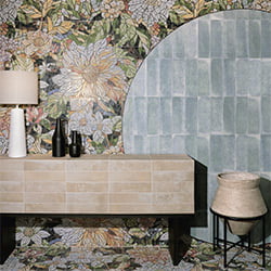 MURAL-SINFONIA-WHITE-ARGILE-TILDES-VILLAGE-MAINZU.jpg